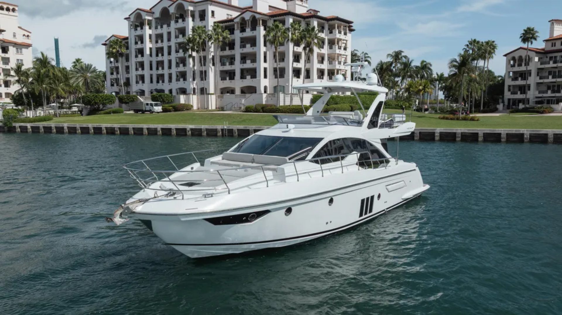 AZIMUT 50 — view 3