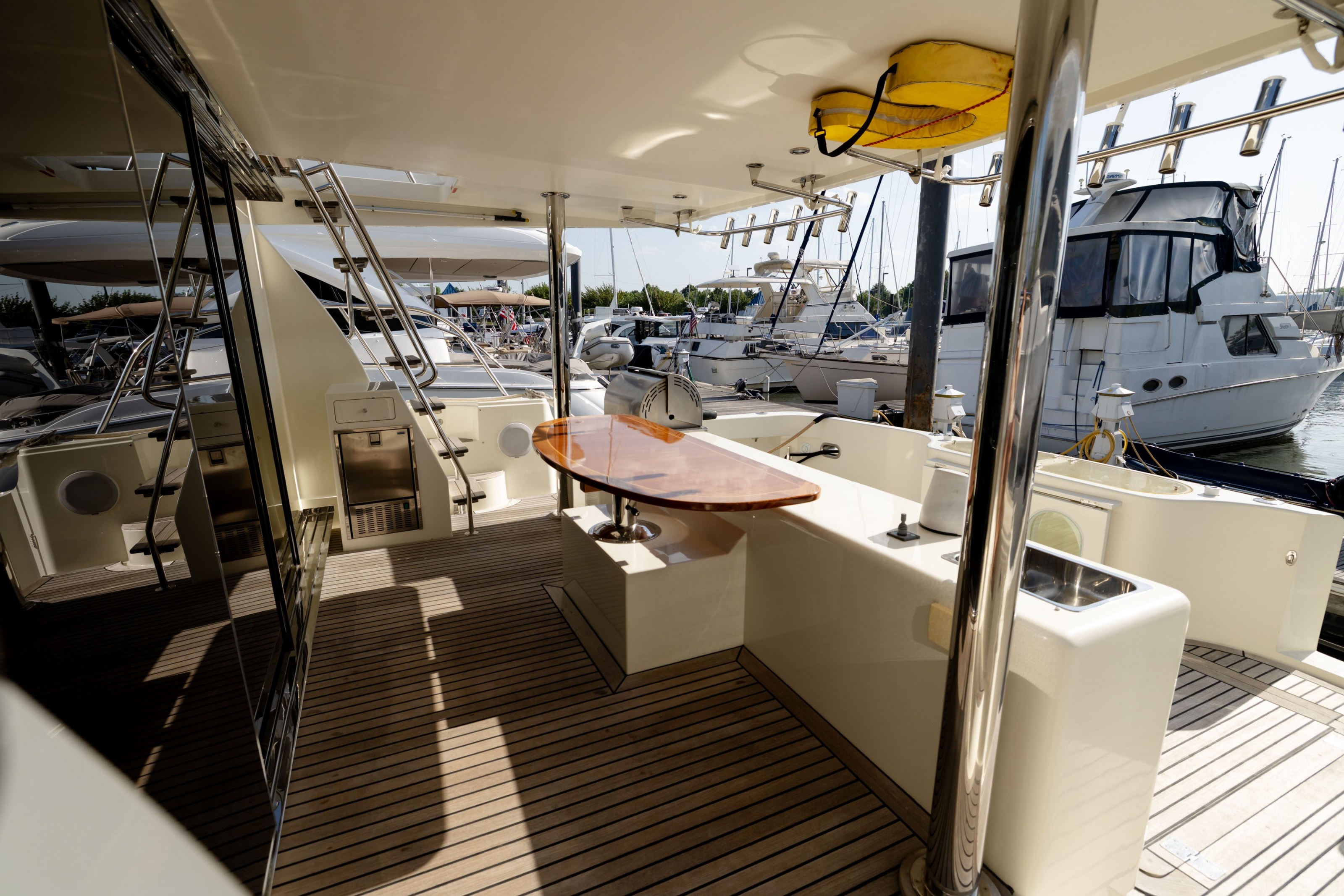 MIKELSON NOMAD 61 in East Coast United States — view 3