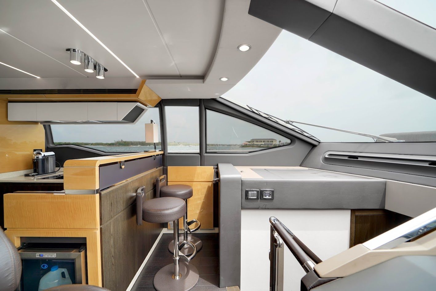 AZIMUT 68 in East Coast United States — view 22
