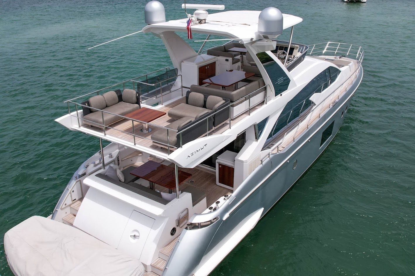 AZIMUT 68 — view 2