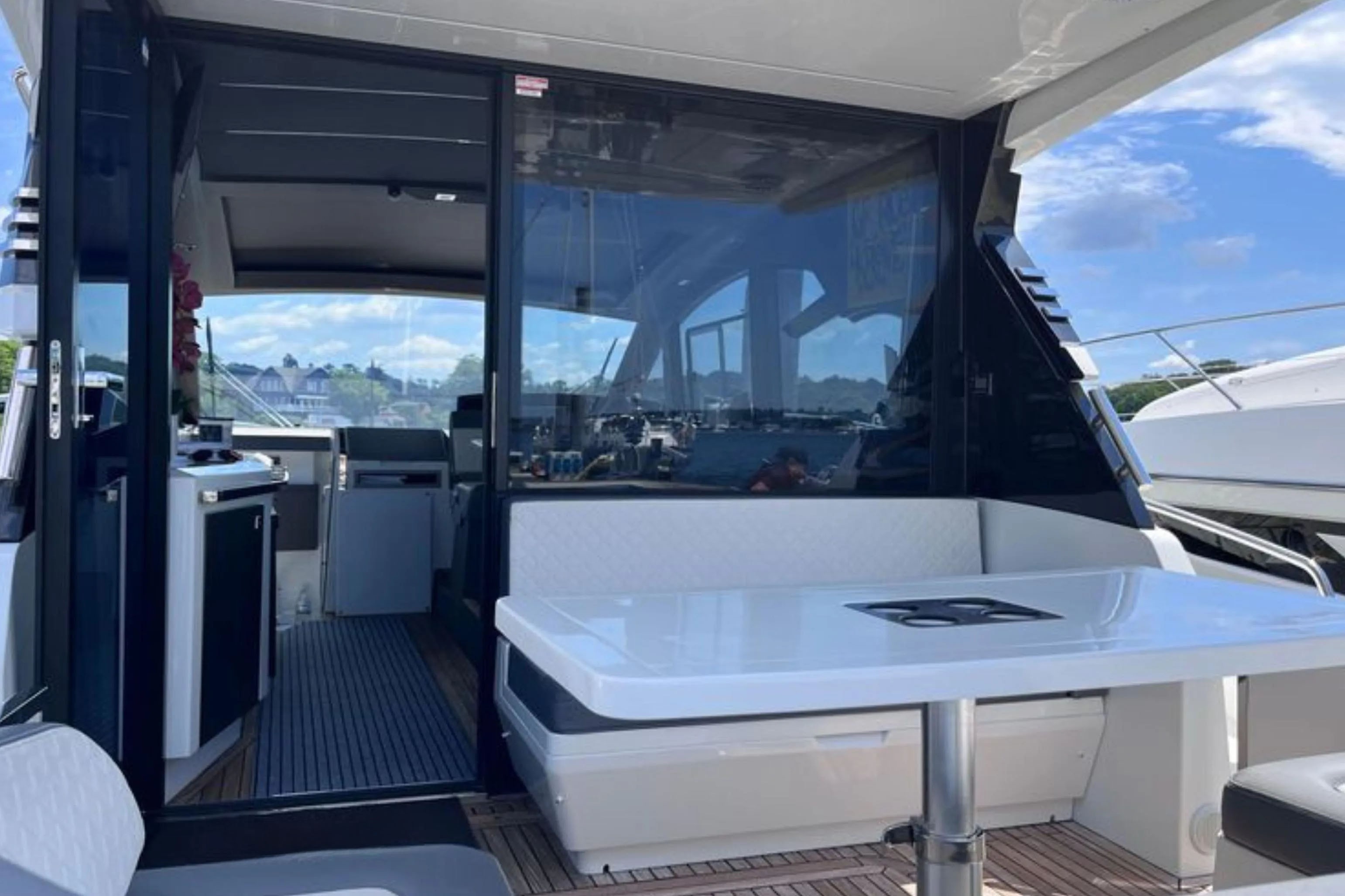 GALEON 425 HTS 44 in East Coast United States — view 6