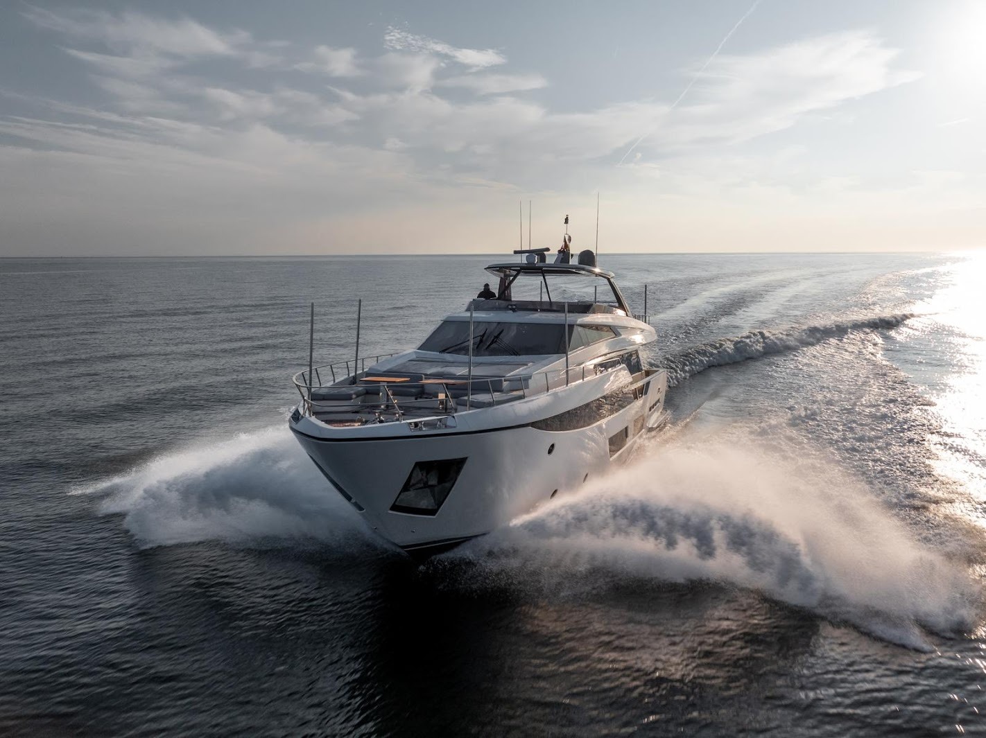 FERRETTI 88 luxury yacht charter near New Port Public Marina