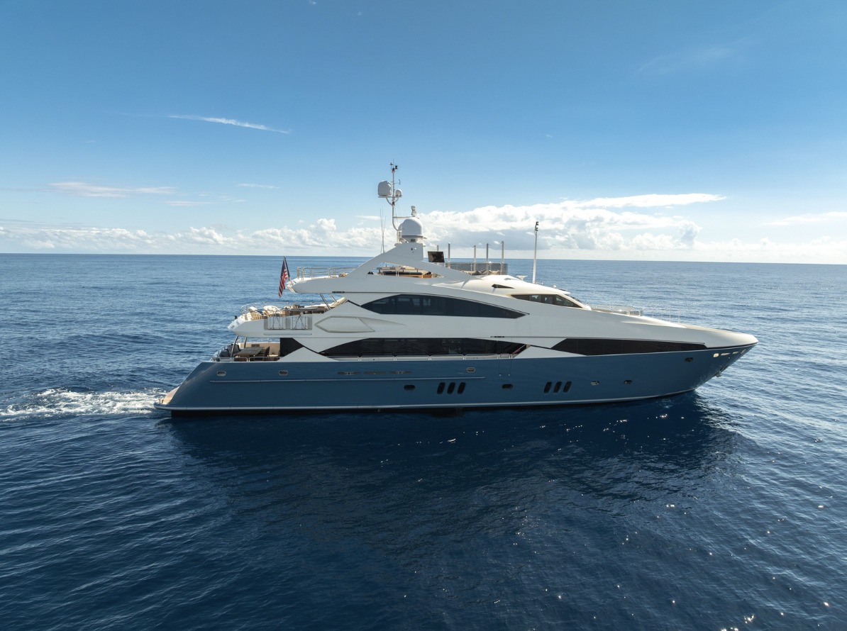 SUNSEEKER 130 in East Coast United States — view 3