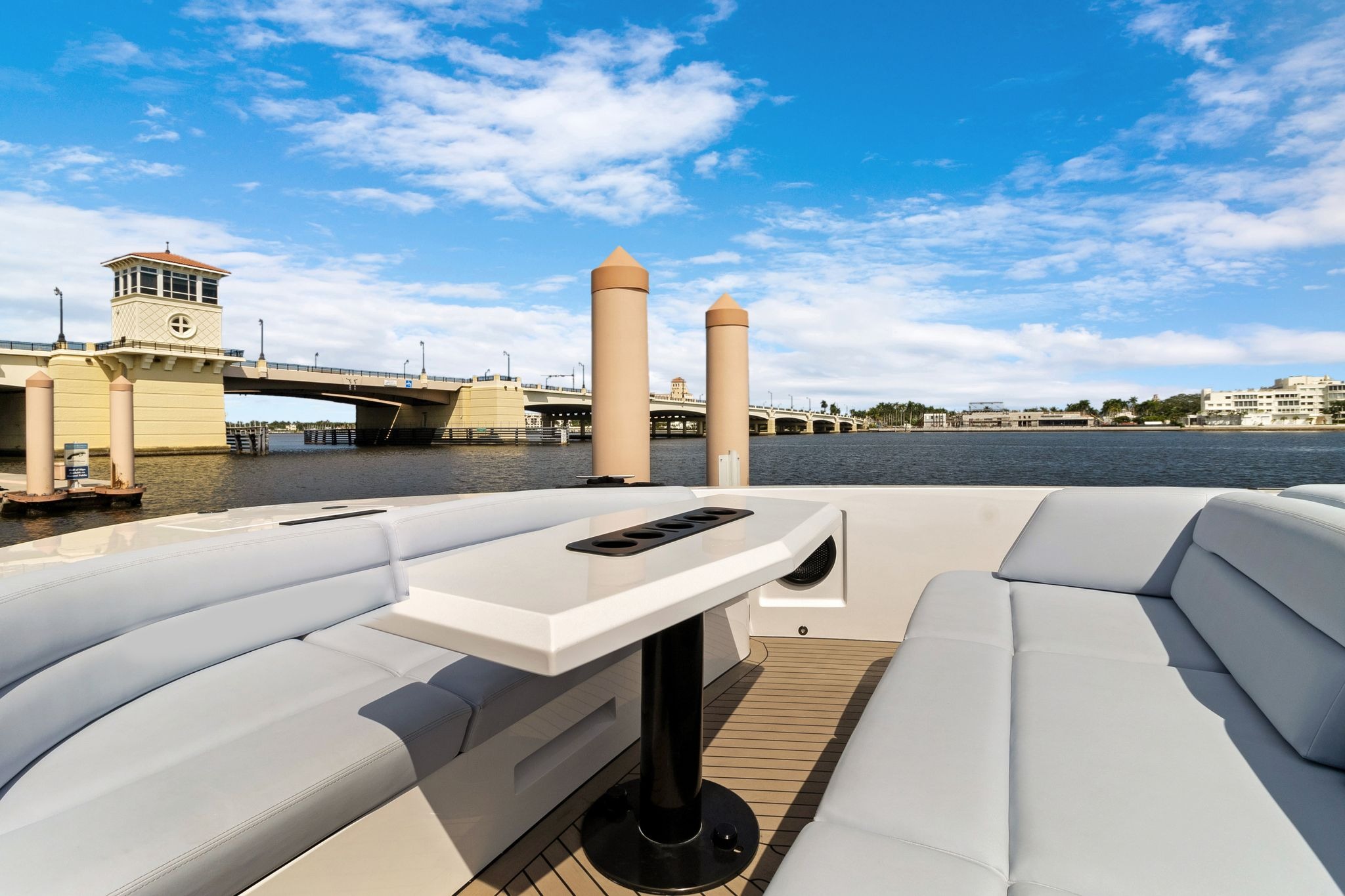 VANQUISH 58 in East Coast United States — view 6