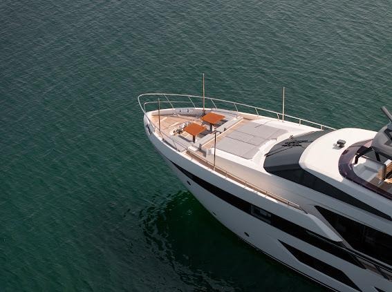 FERRETTI 88 in East Coast United States — view 4