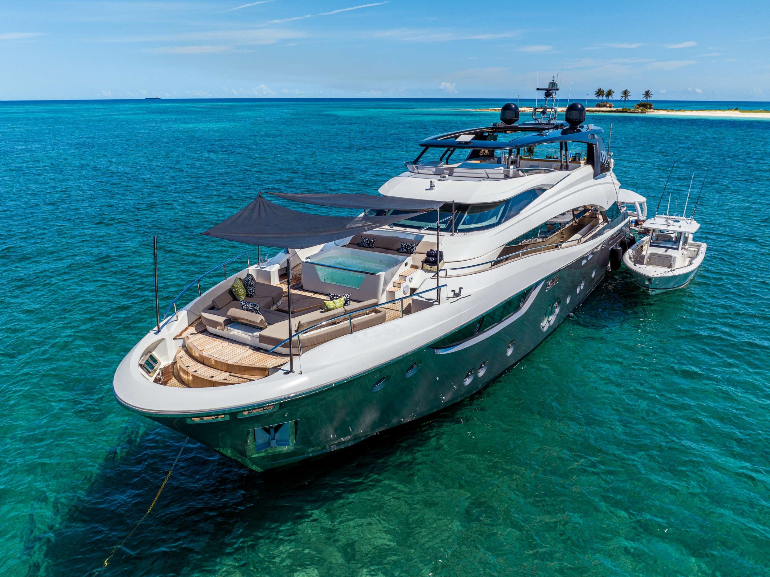 MONTE CARLO 105 in Caribbean — view 2