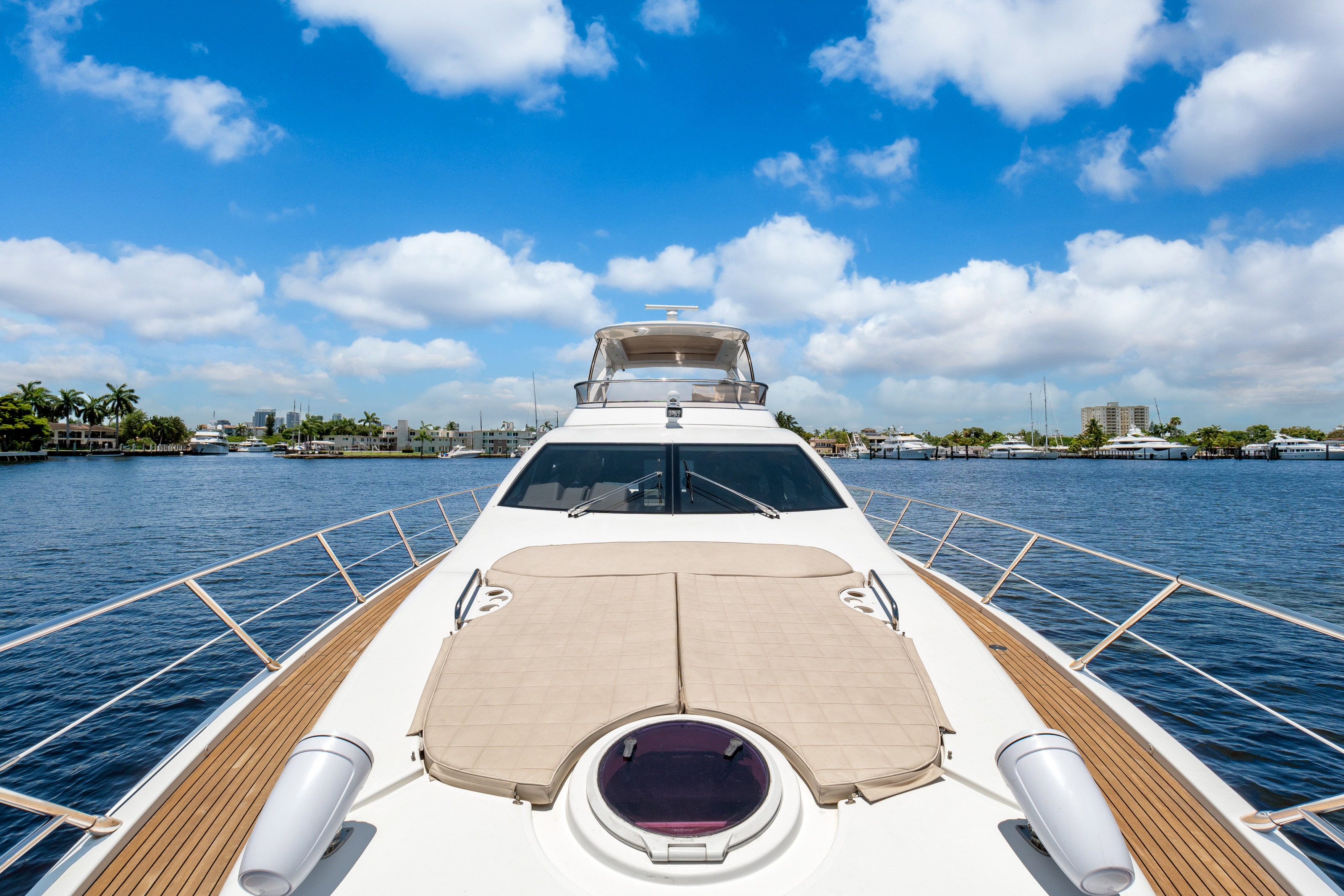 AZIMUT 64 in East Coast United States — view 6