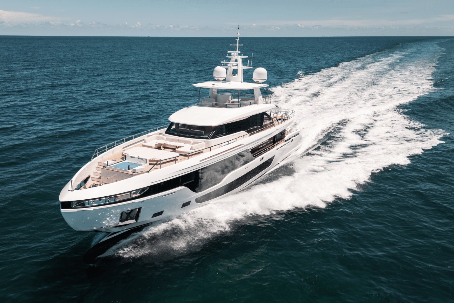 AZIMUT GRANDE 118 in East Coast United States — view 2
