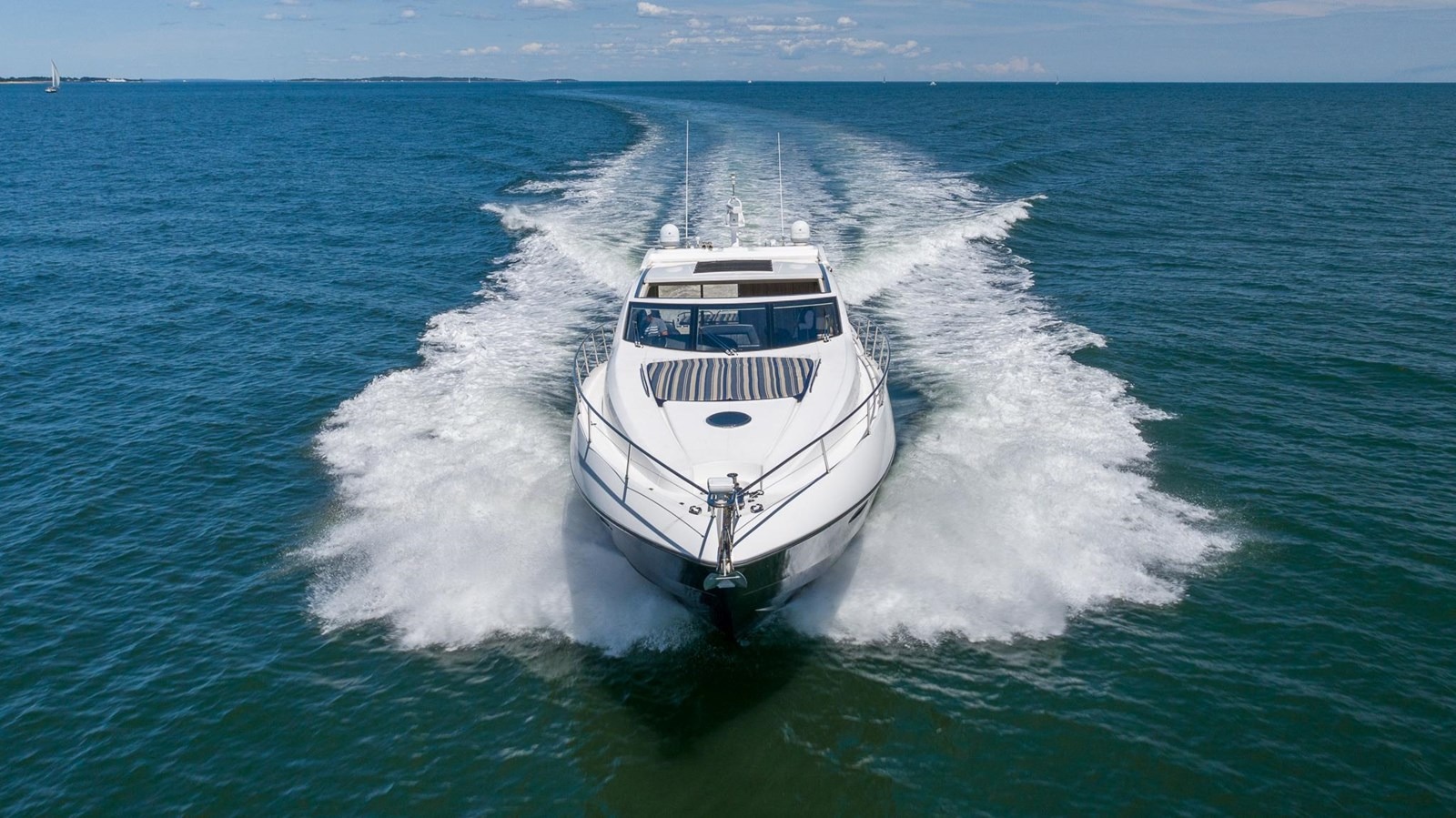 SUNSEEKER 64 in East Coast United States — view 2
