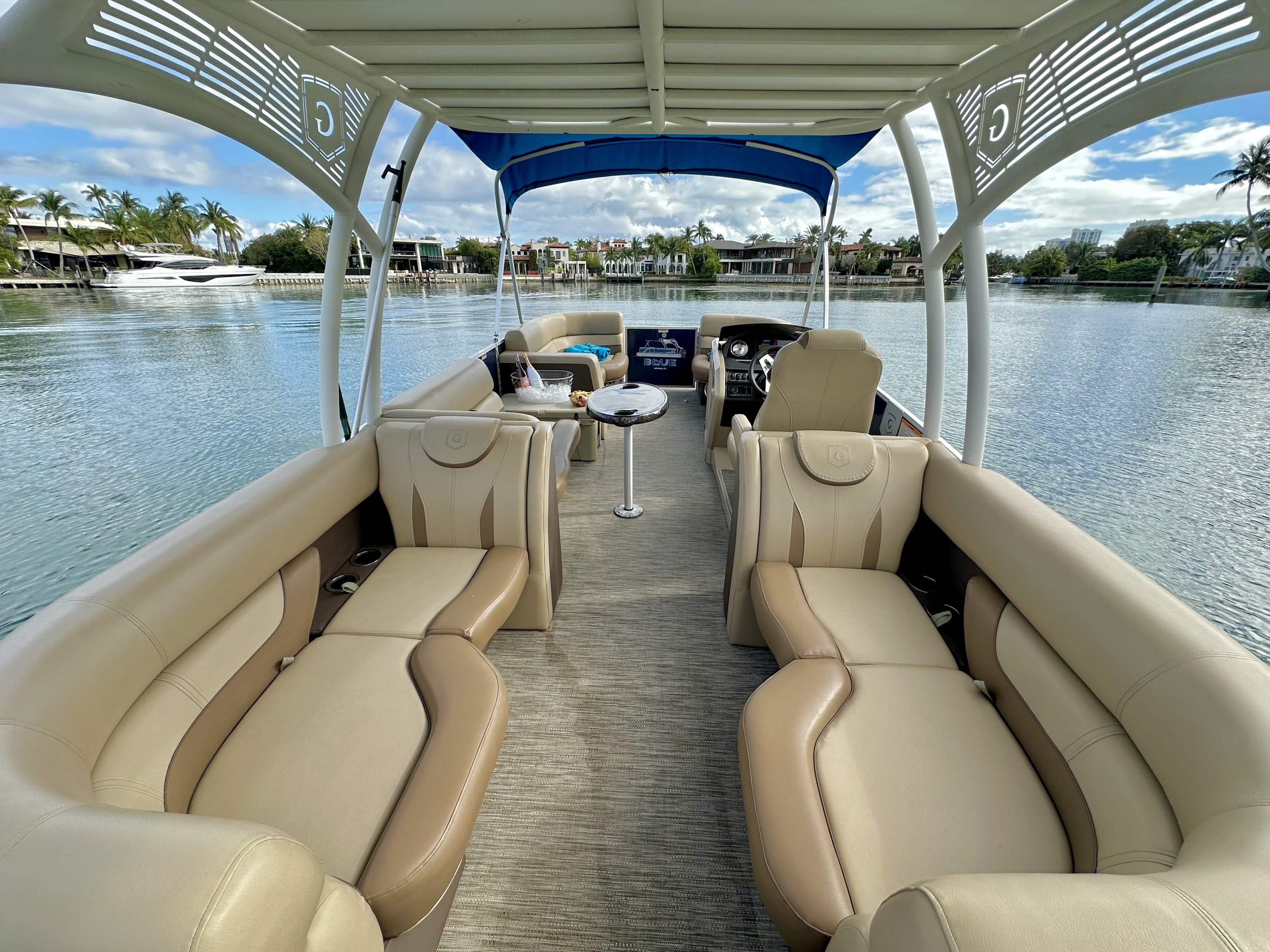PONTOON 25 in East Coast United States — view 4