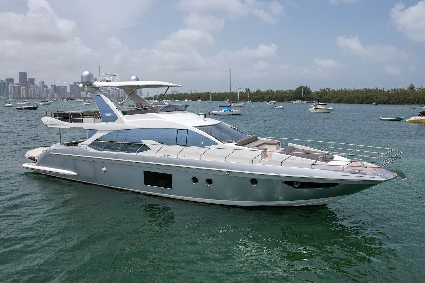 AZIMUT 68 in East Coast United States — view 2