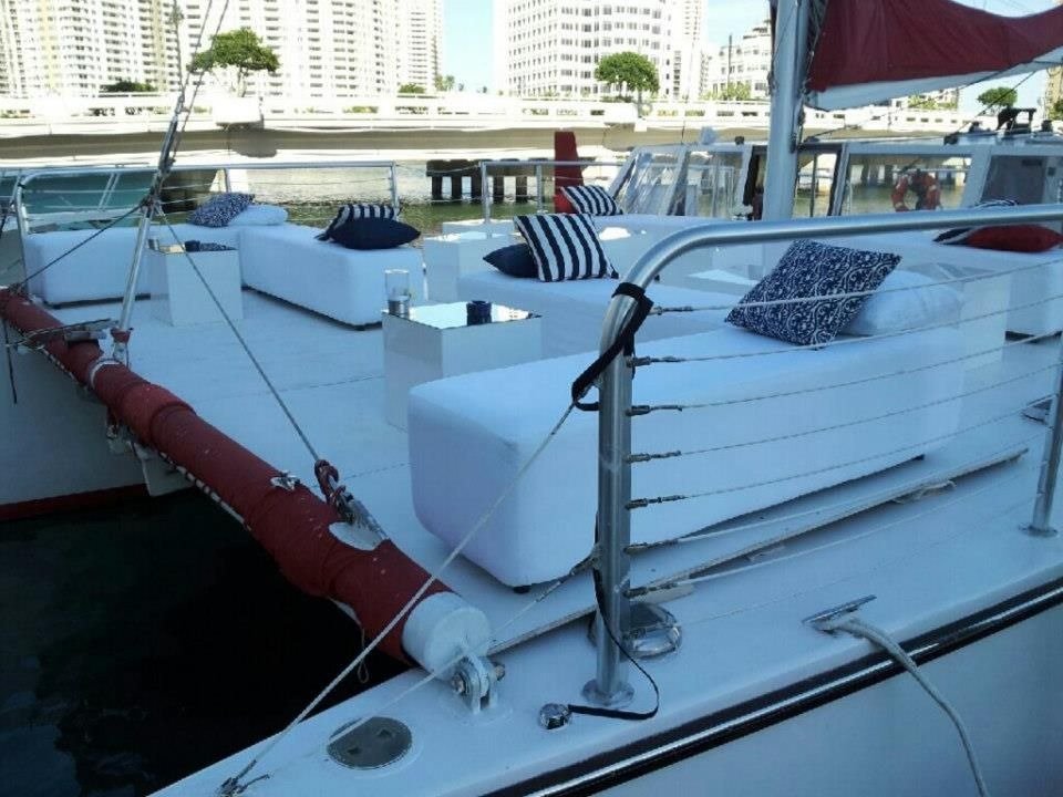 42-49 PERSON CATAMARAN 49 in East Coast United States — view 3