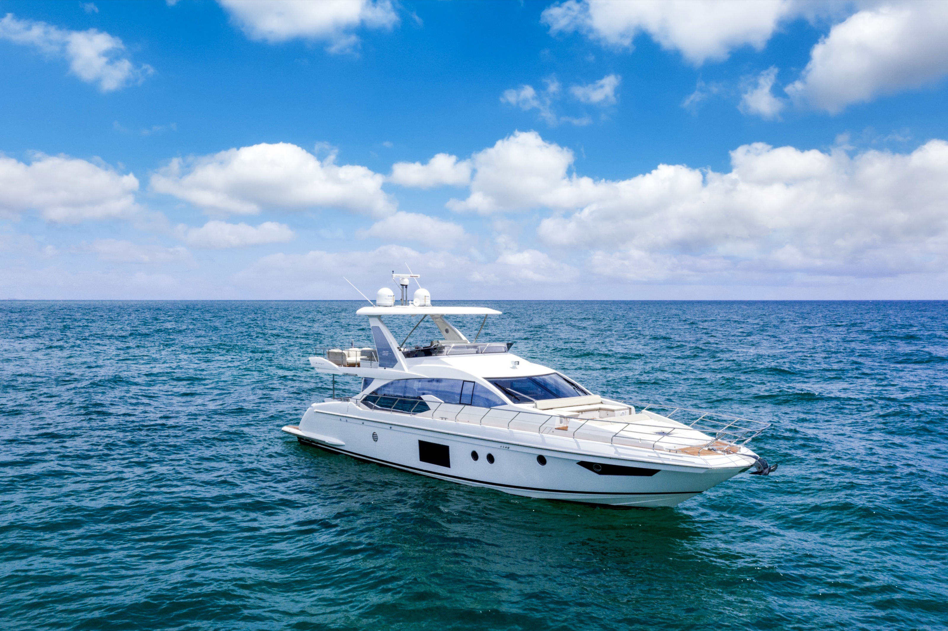 AZIMUT 68 in East Coast United States — view 6