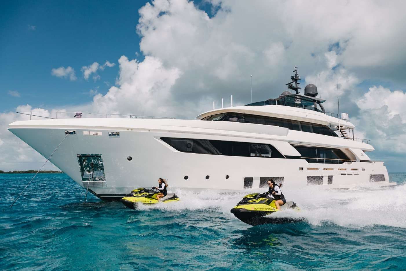 FERRETTI CUSTOM LINE 121 in East Coast United States — view 4