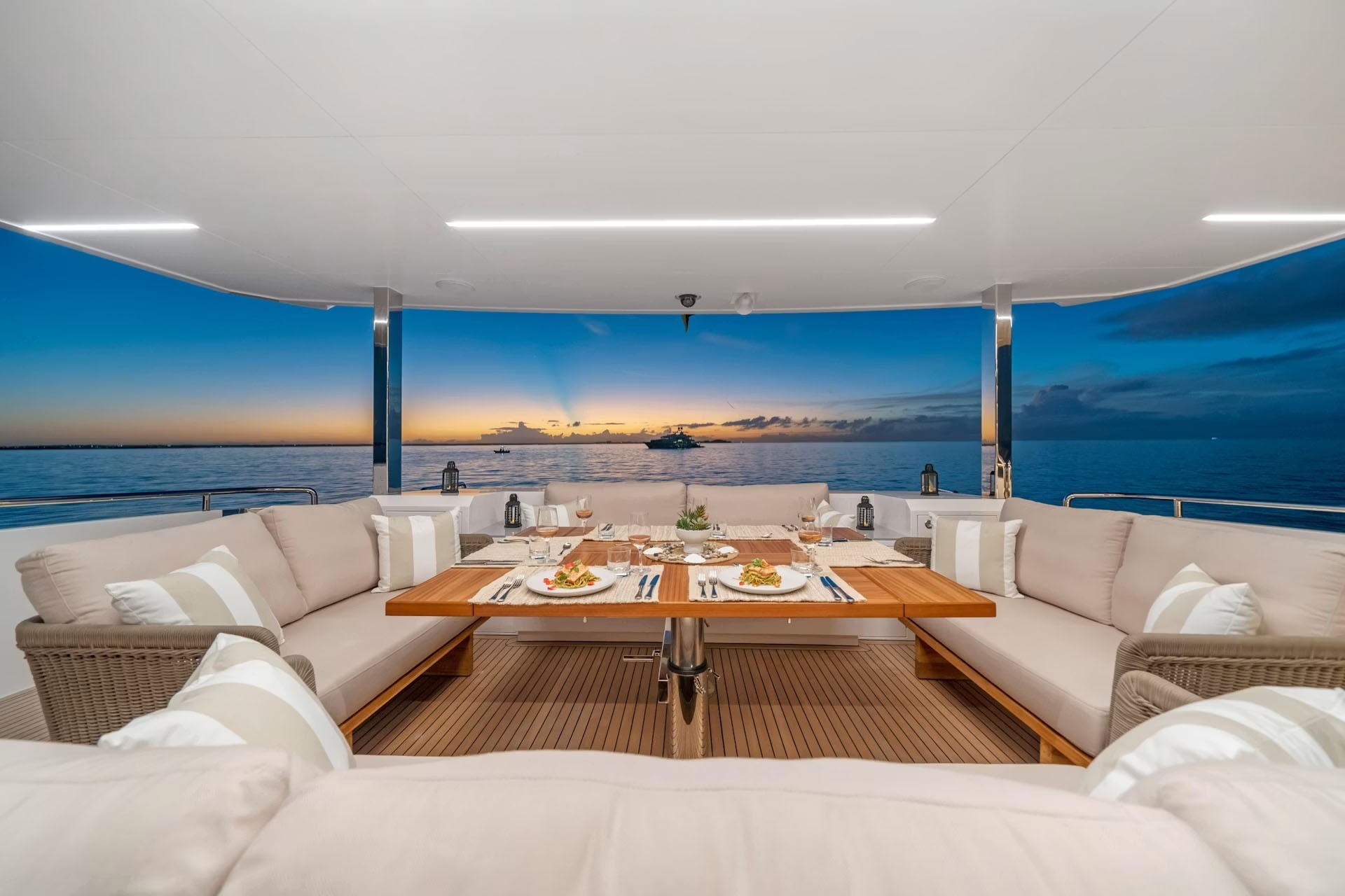 HORIZON 90 in Caribbean — view 6