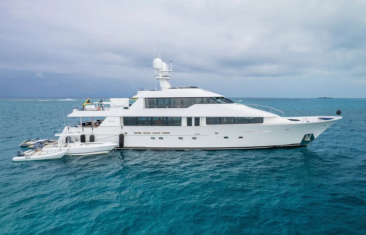 WESPORT 130 — Wesport Motor Yacht, 39.62m, charter in Caribbean