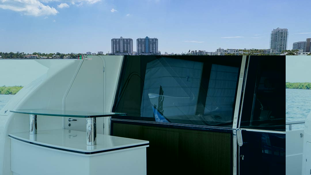 FERRETTI 80 in East Coast United States — view 2