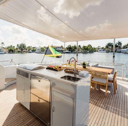 MANGUSTA 105 in Caribbean — view 4