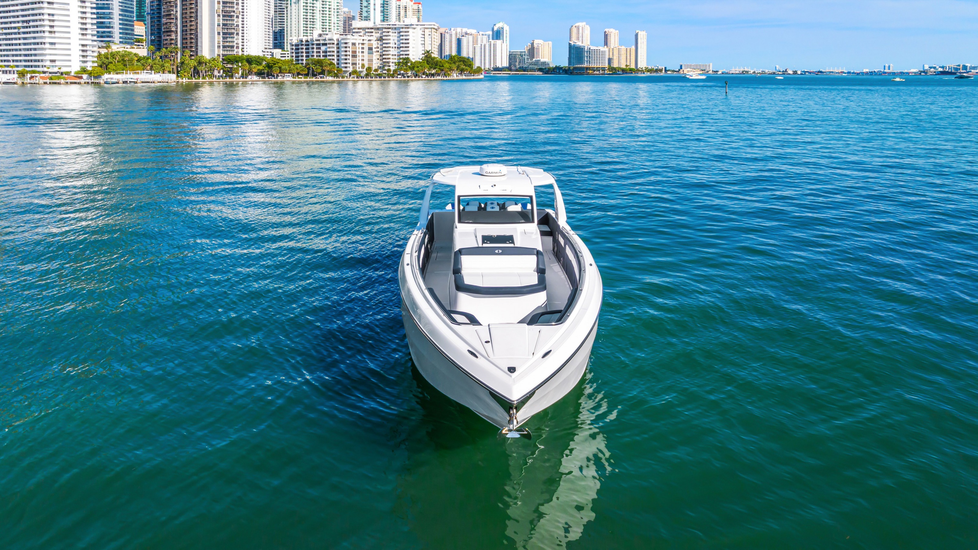 CIGARETTE -WHITE/BLUE 42 12.8m Cigarette -white/blue luxury charter yacht in East Coast United States