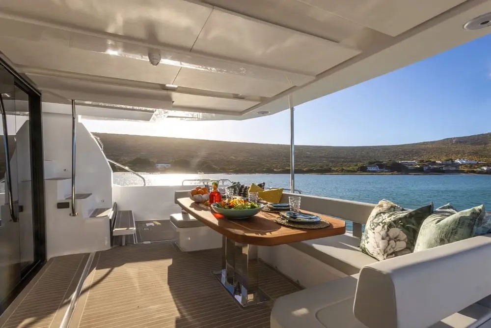 LEOPARD POWER CATAMARAN 46 in East Coast United States — view 3
