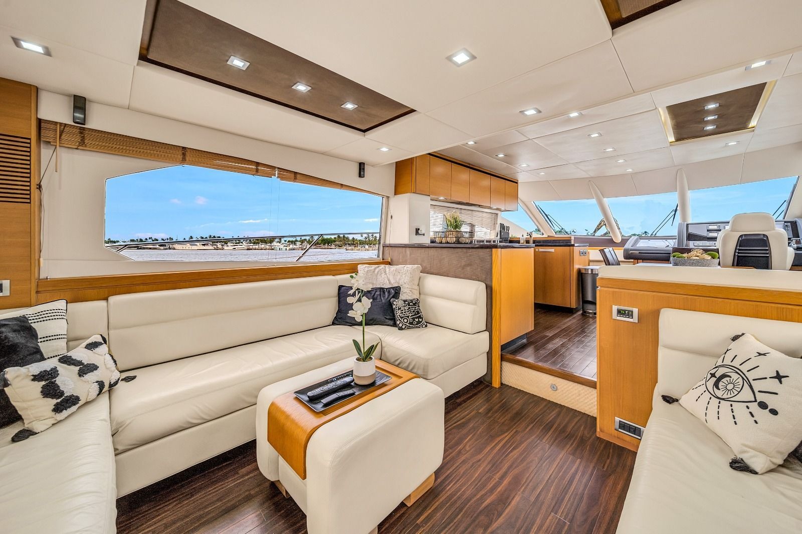 SUNSEEKER 70 in East Coast United States — view 6