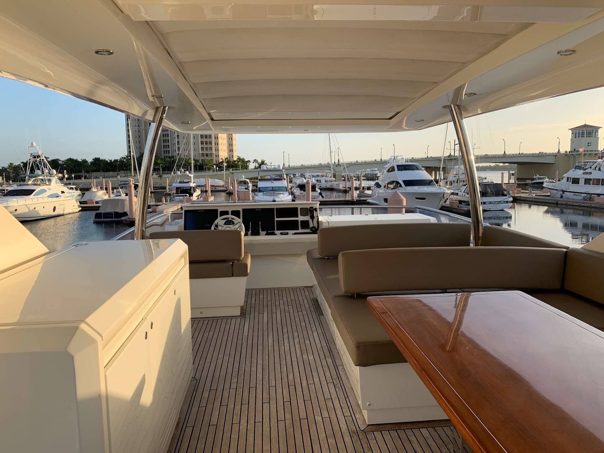 PRESTIGE 75 in East Coast United States — view 4