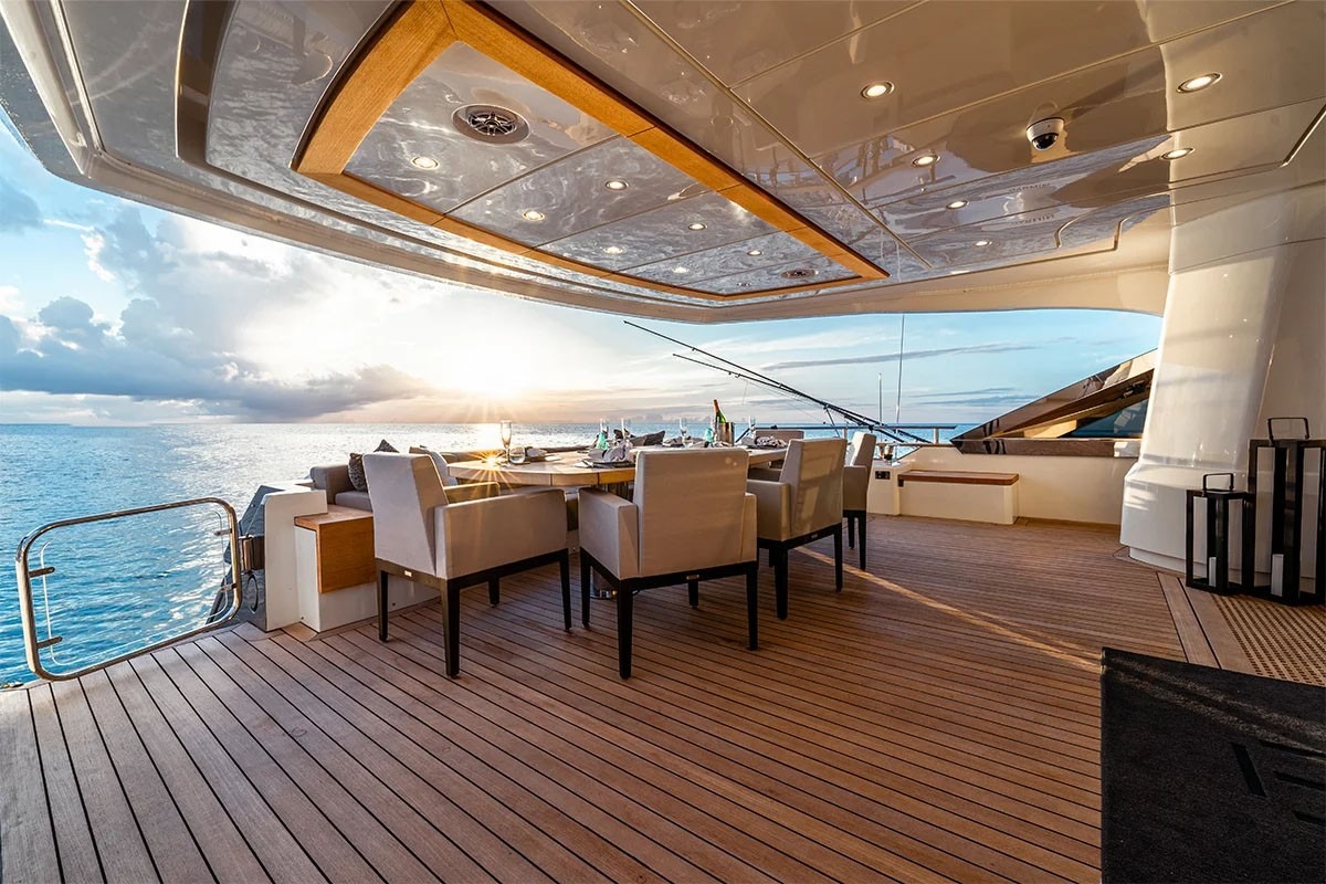 MONTE CARLO 105 in Caribbean — view 7