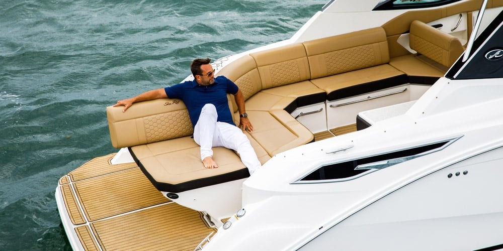 SUNDANCER 32 in East Coast United States — view 8