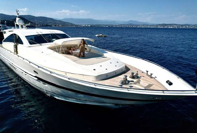 LEOPARD 90 in Caribbean — view 4