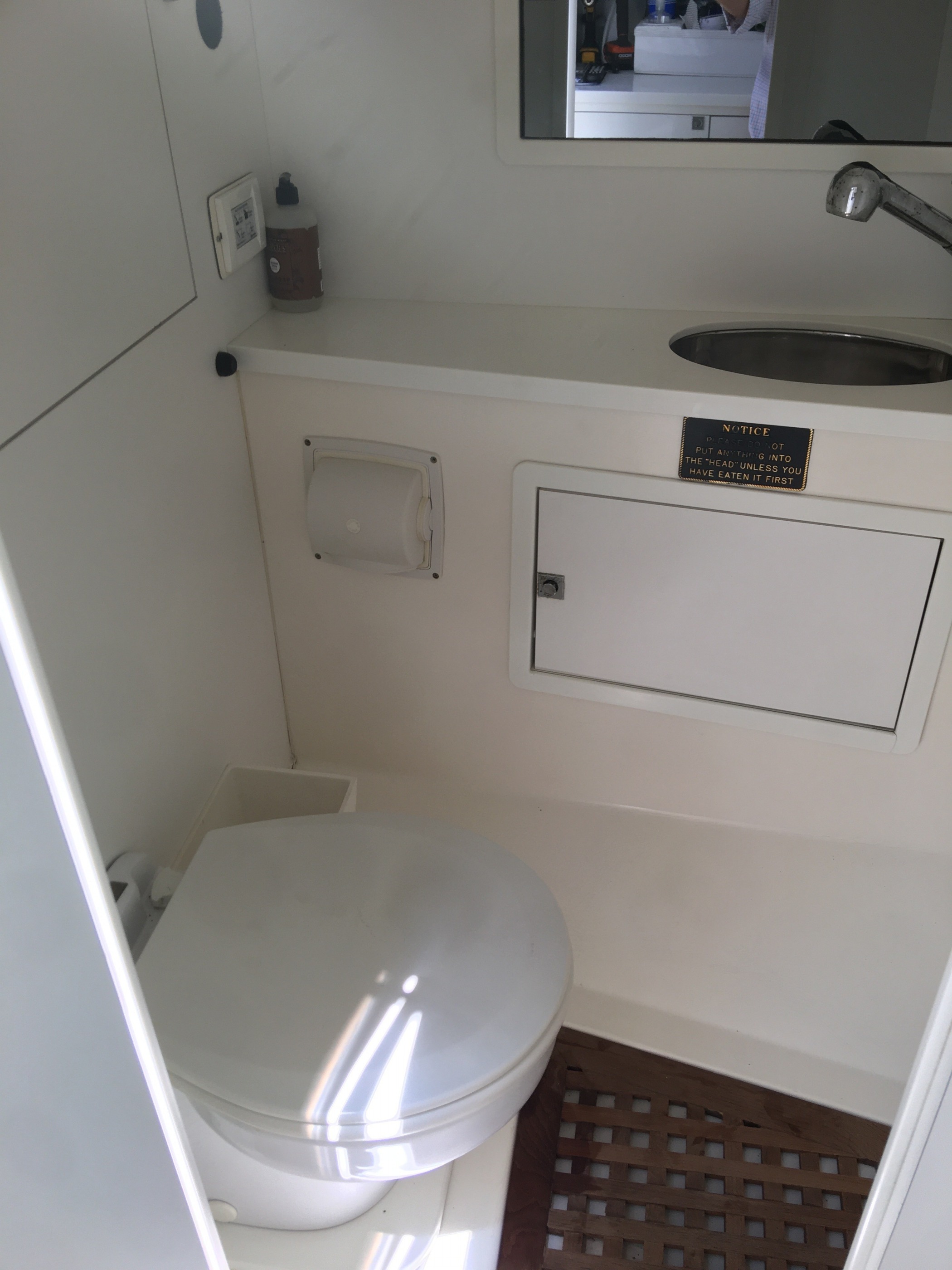VANDUTCH 40 in East Coast United States — view 7