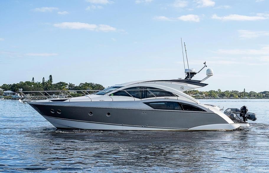 MARQUIS SPORT COUPE 42