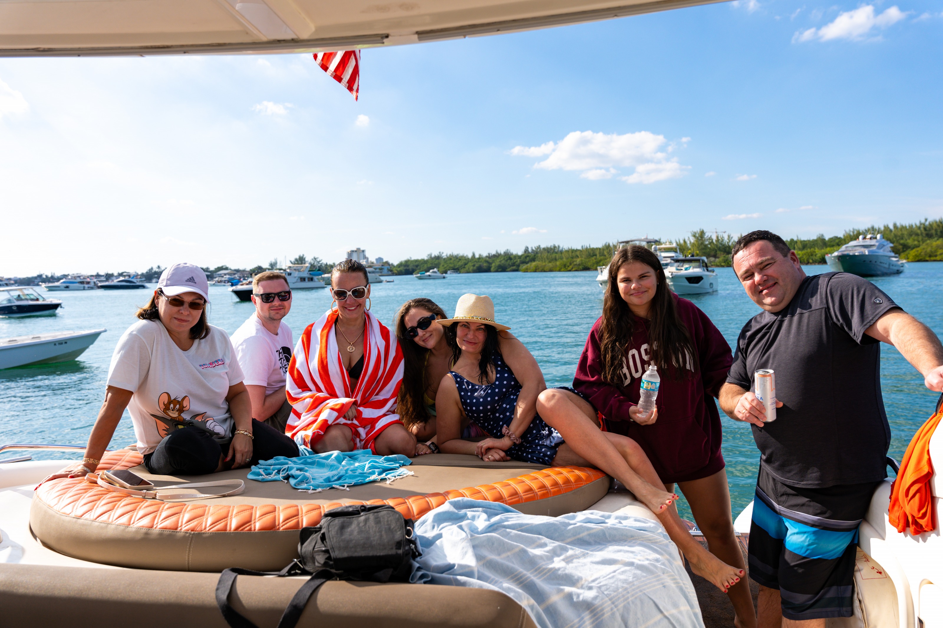 SUNSEEKER PREDATOR 60 in East Coast United States — view 7