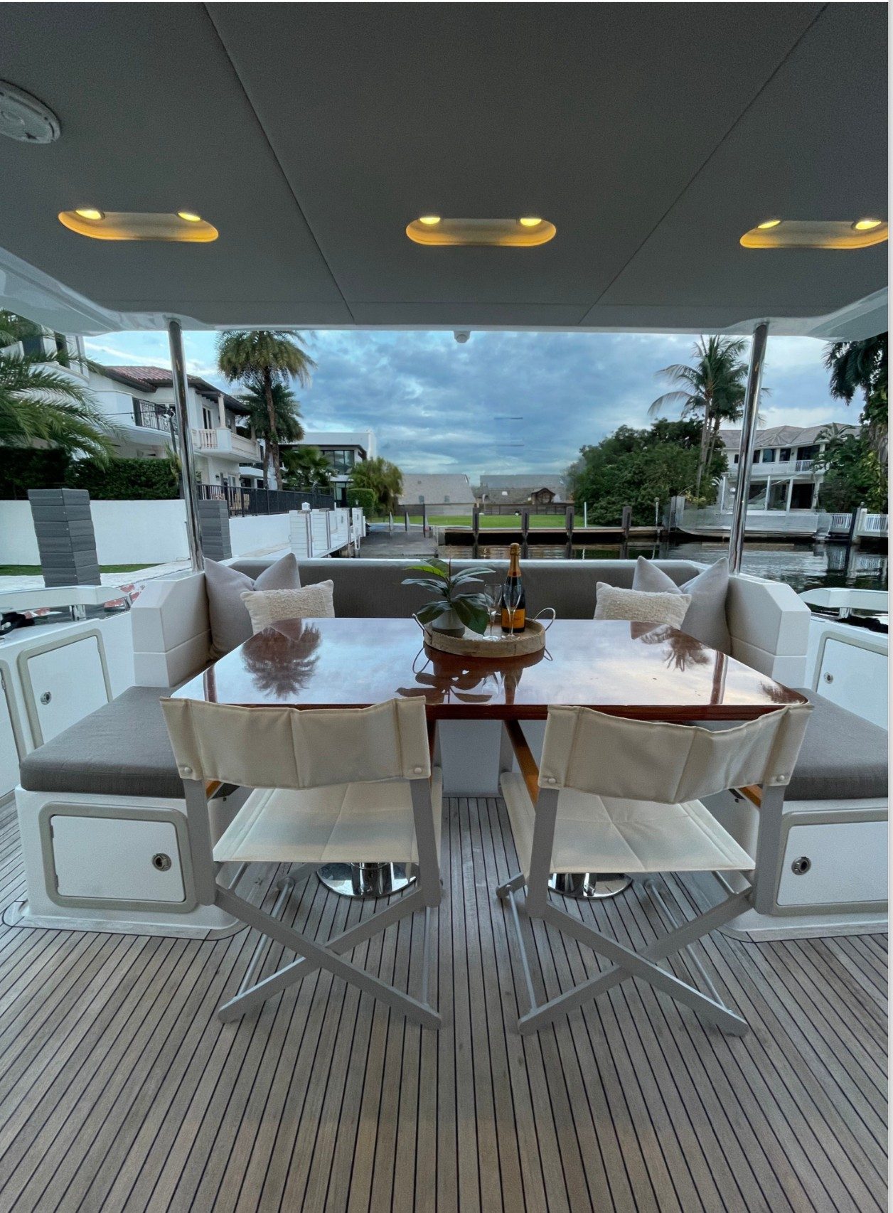 AZIMUT 68 in East Coast United States — view 9