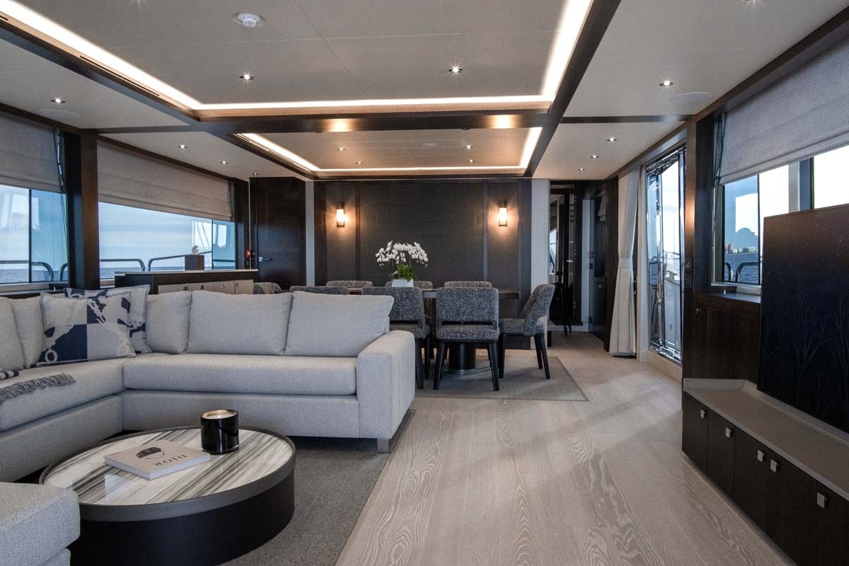 SUNSEEKER 92 in Caribbean — view 4