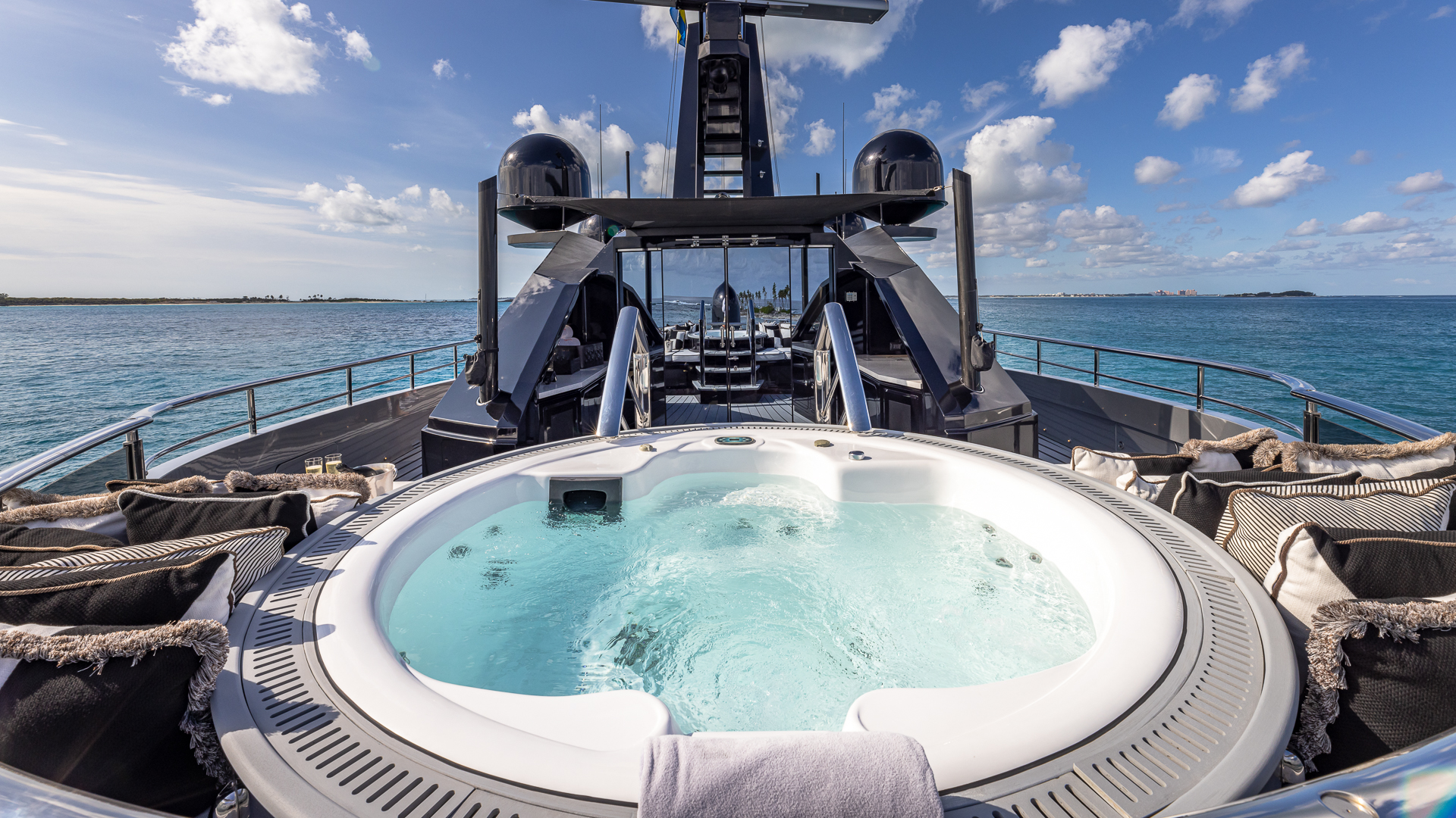 OKTO deck jacuzzi looking forward over the bow