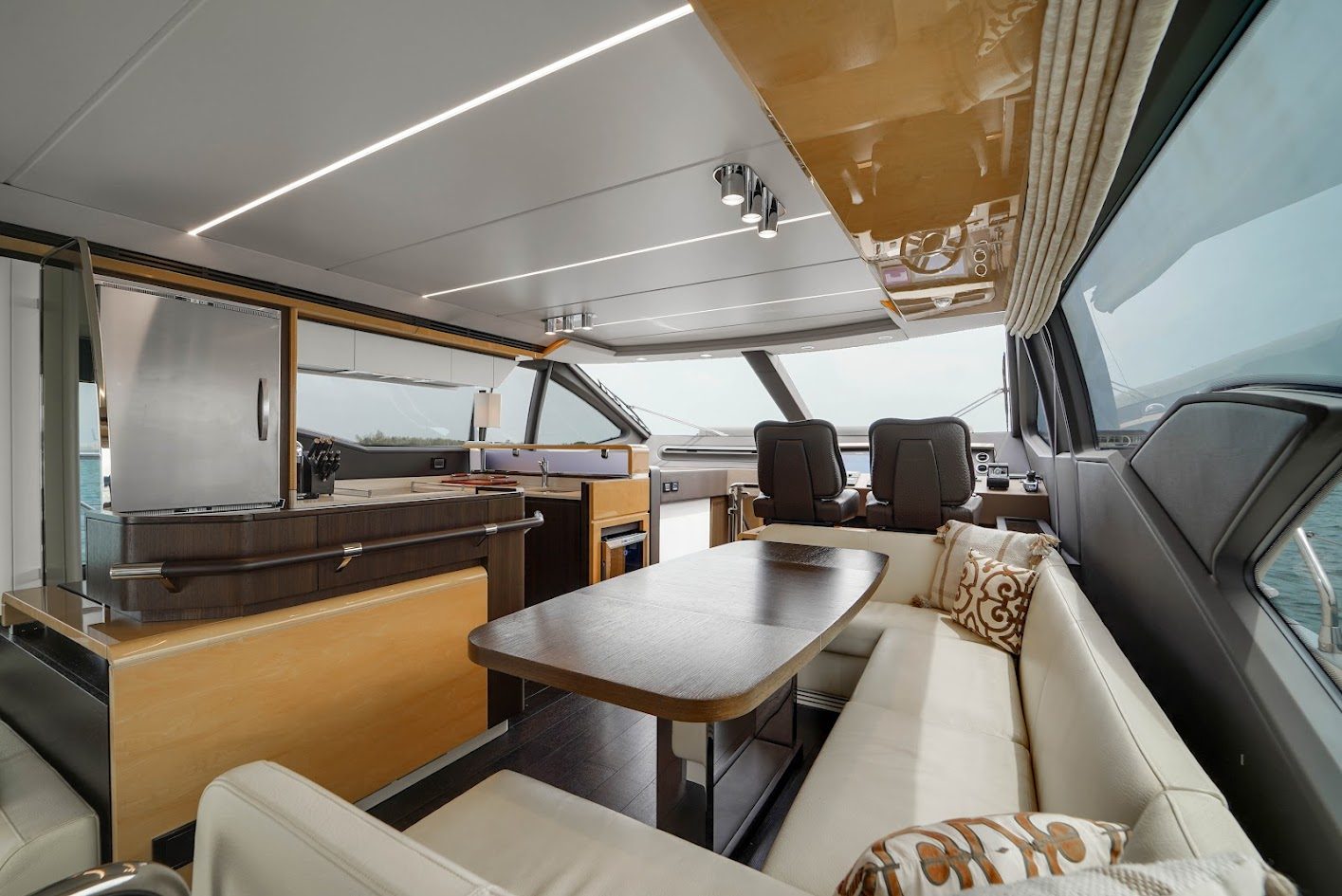 AZIMUT 68 in East Coast United States — view 15
