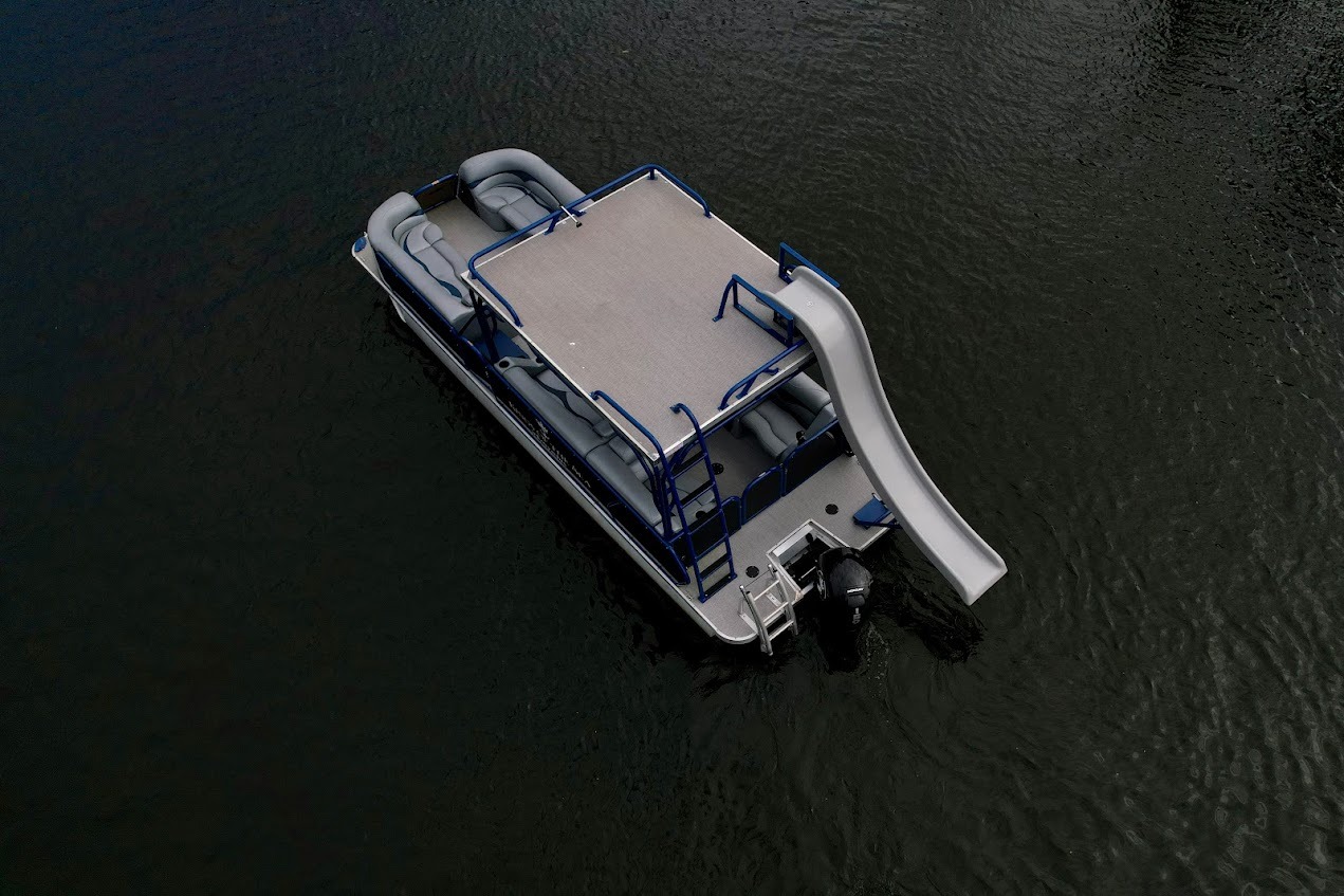 PONTOON BOAT IN FORT LAUDERDALE 27 in East Coast United States — view 3