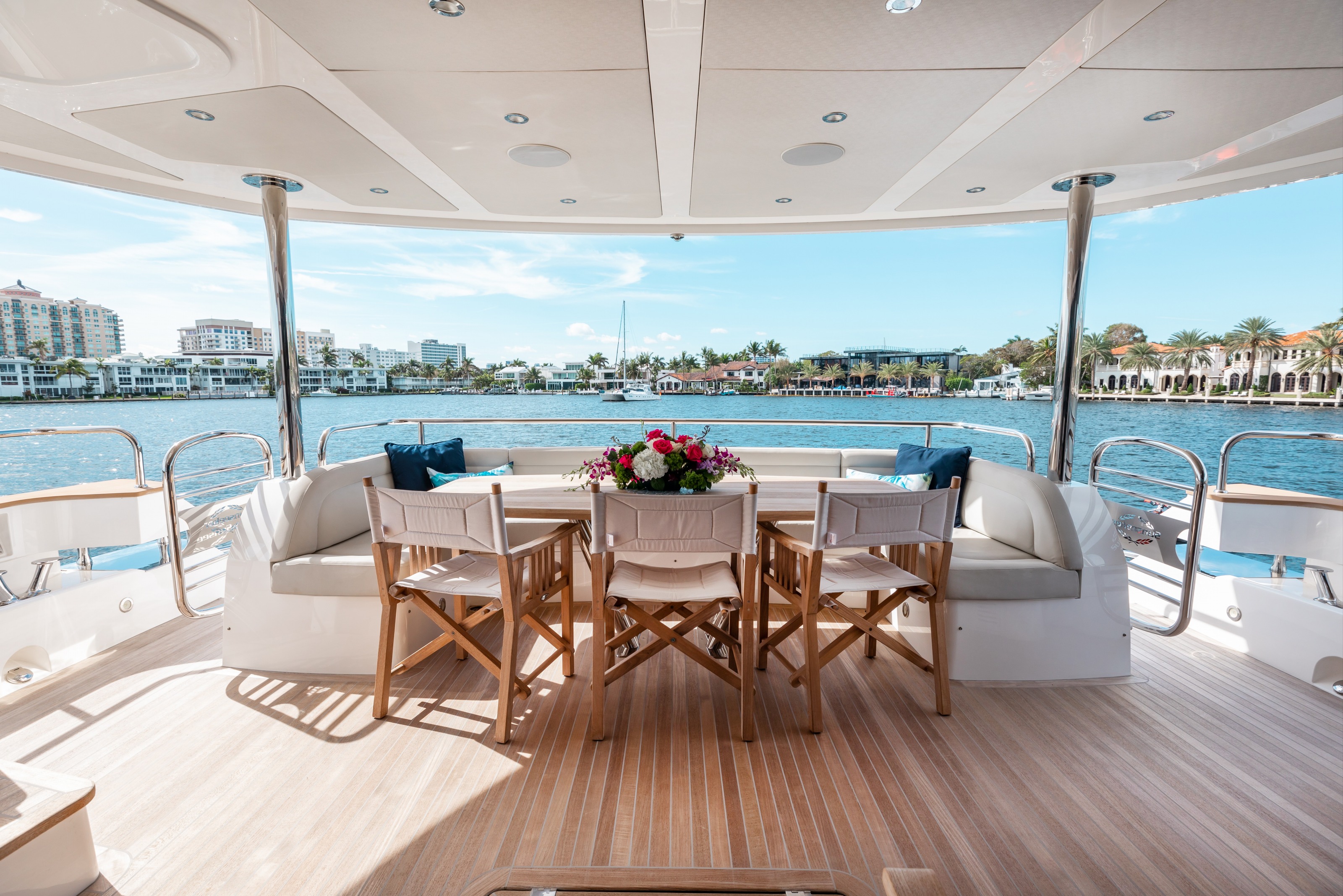 SUNSEEKER 95 in East Coast United States — view 7