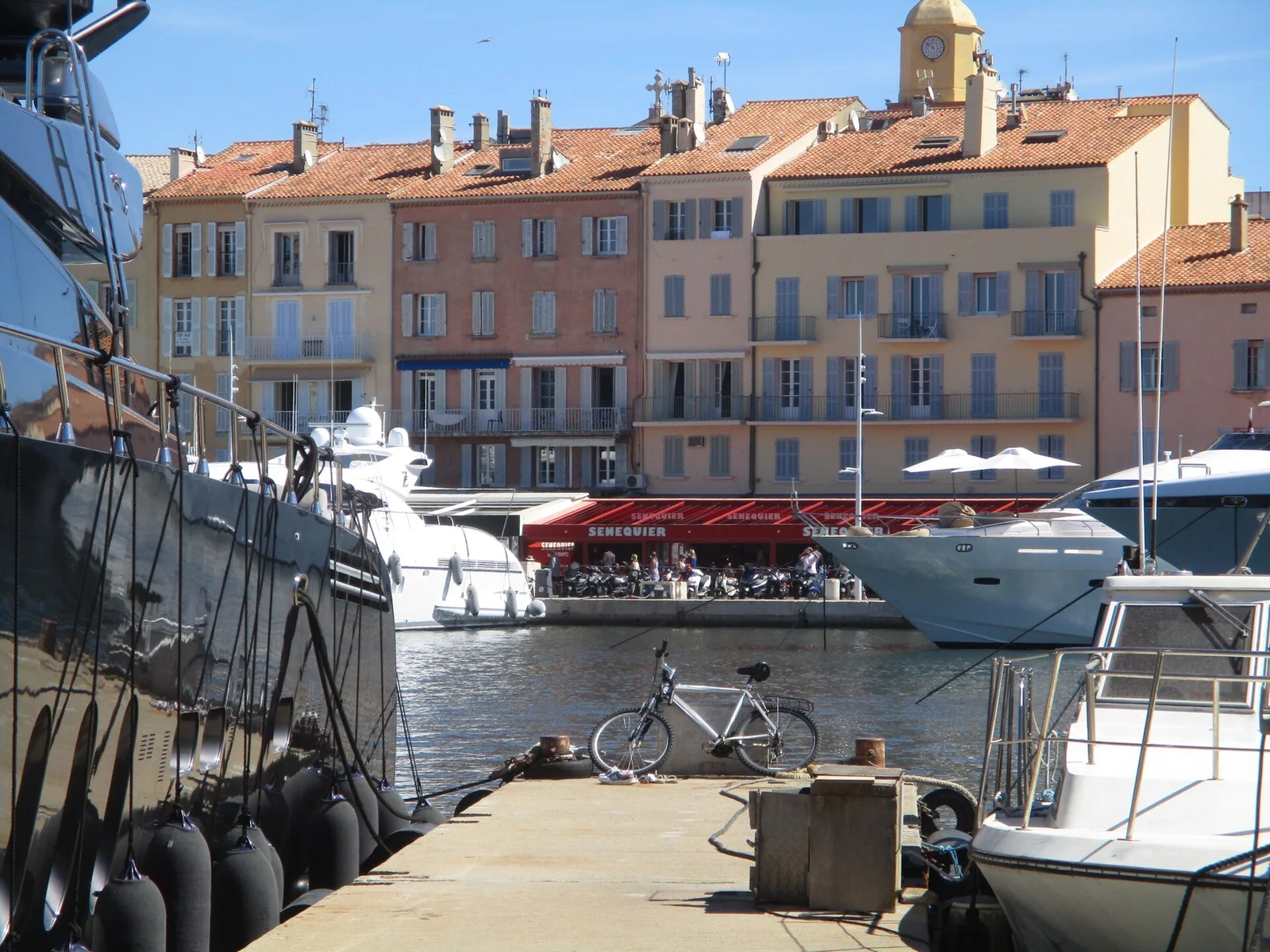 Port Mahón yacht charter berthing — harbour approach and quay
