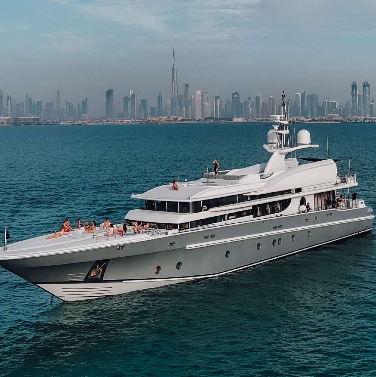 Thunder, an 80ft yacht for 125 guests