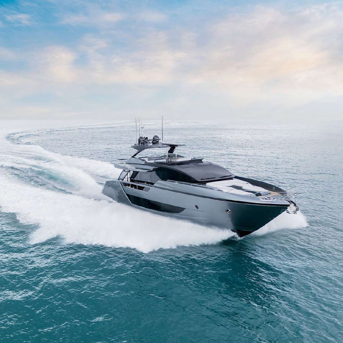 ZY Nautica Diva, an 82ft yacht for 30 guests